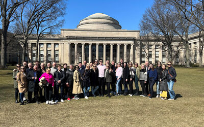 The EMBA class of 2023 visits MIT in Boston